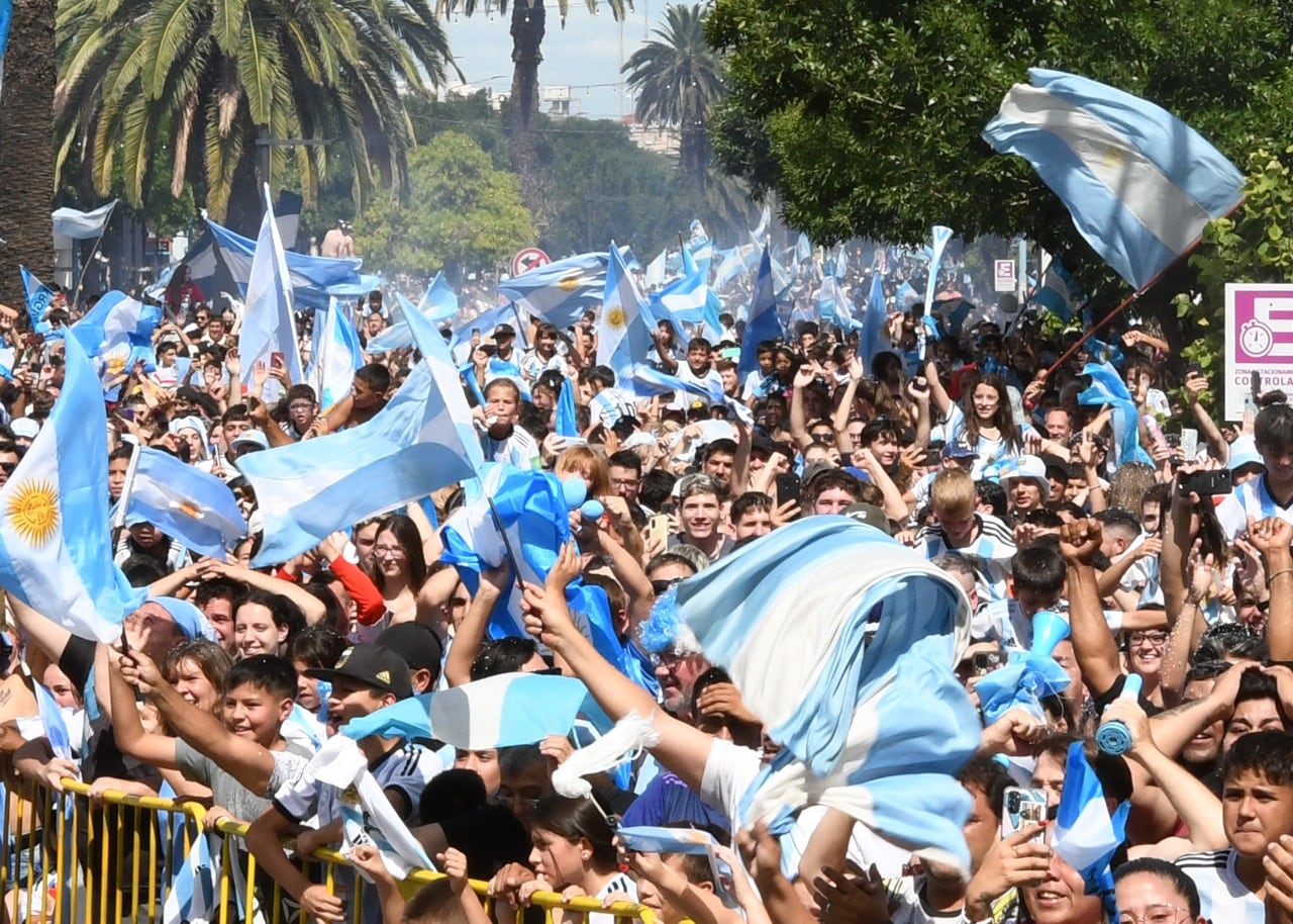 Rafaela gritó bien fuerte Argentina campeón!!!