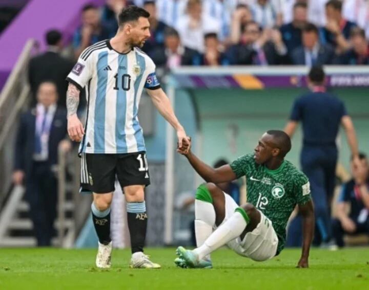 El momento en el que el jugador de Arabia Saudita se inspiró para plotear su valija