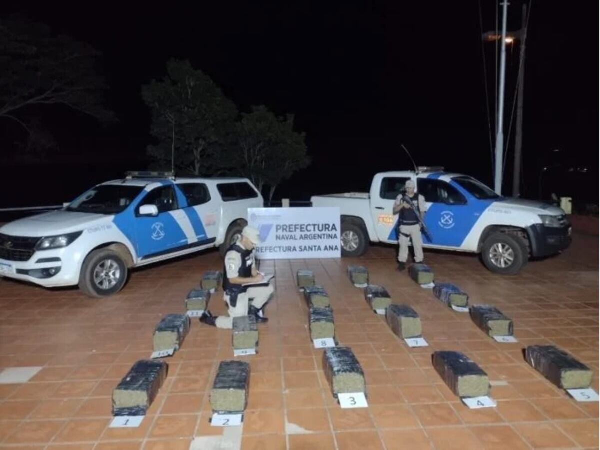 Santa Ana: Prefectura interceptó 200 kilos de marihuana en la frontera con Paraguay