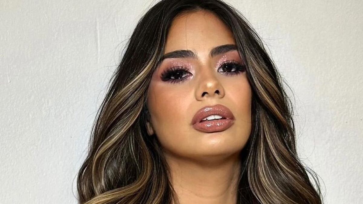 Encaje, escote y transparencias: el destape ultra hot de Daniela Celis que dejó a sus fans sin palabras