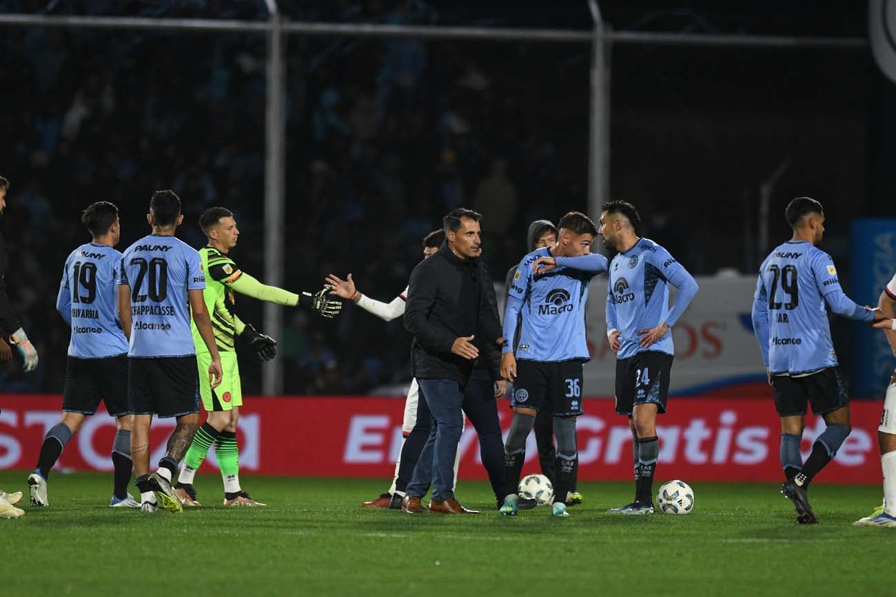 Final del partido con Newell´s (Facundo Luque / La Voz)