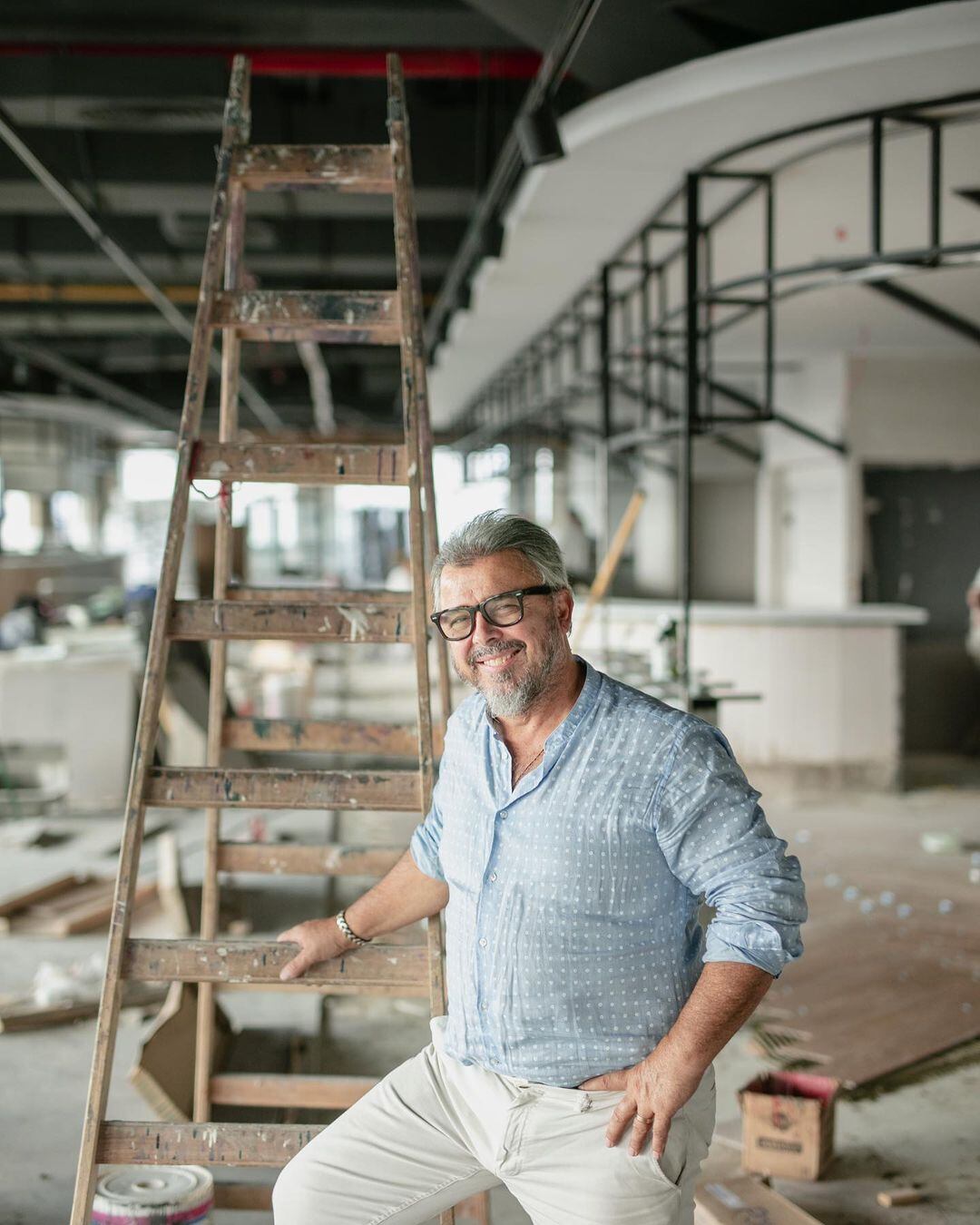 Donato De Santis en su nuevo salón gastronómico