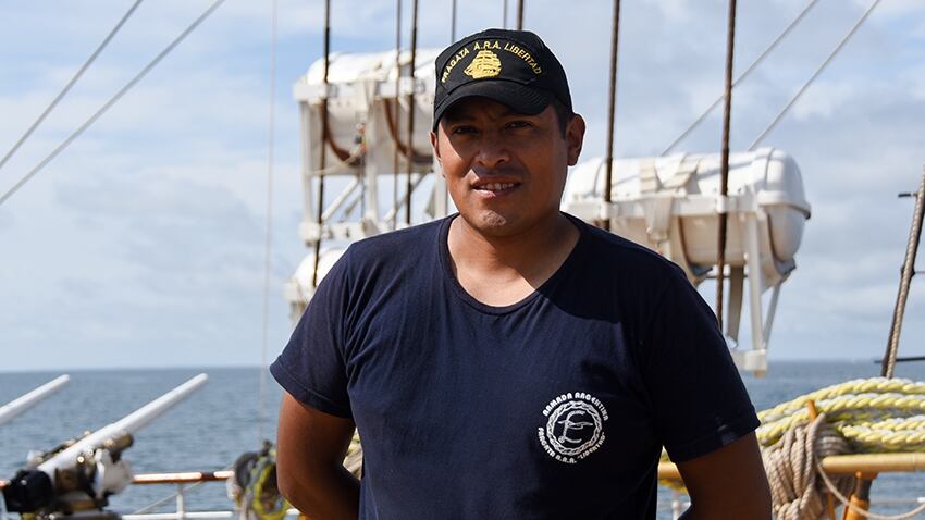 El cabo segundo de mar René Fabián Trejo, tripulante jujeño de la fragata ARA “Libertad”.