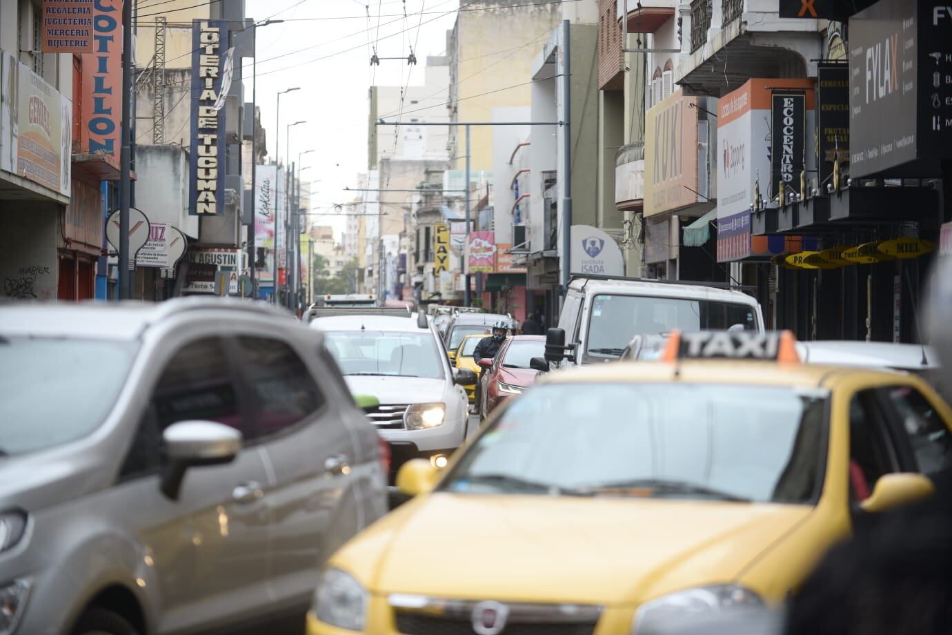 Córdoba. Caos de tránsito en el Centro de la ciudad (José Hernández/La Voz).