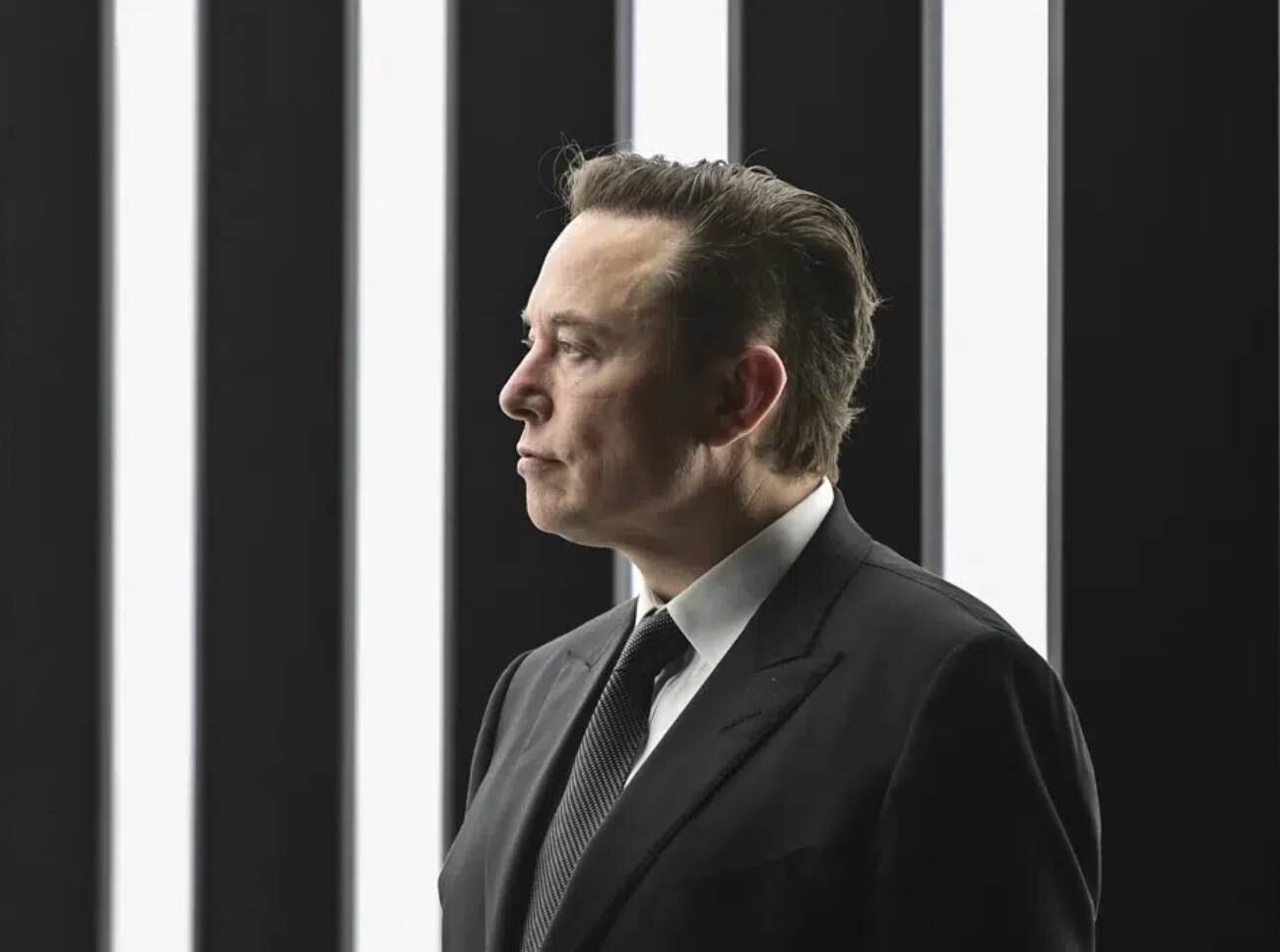 Debido a las fuertes críticas que recibió, Elon Musk le suspendió las cuentas de Twitter a varios periodistas norteamericanos. Foto: Patrick Pleul/AP Archivo.