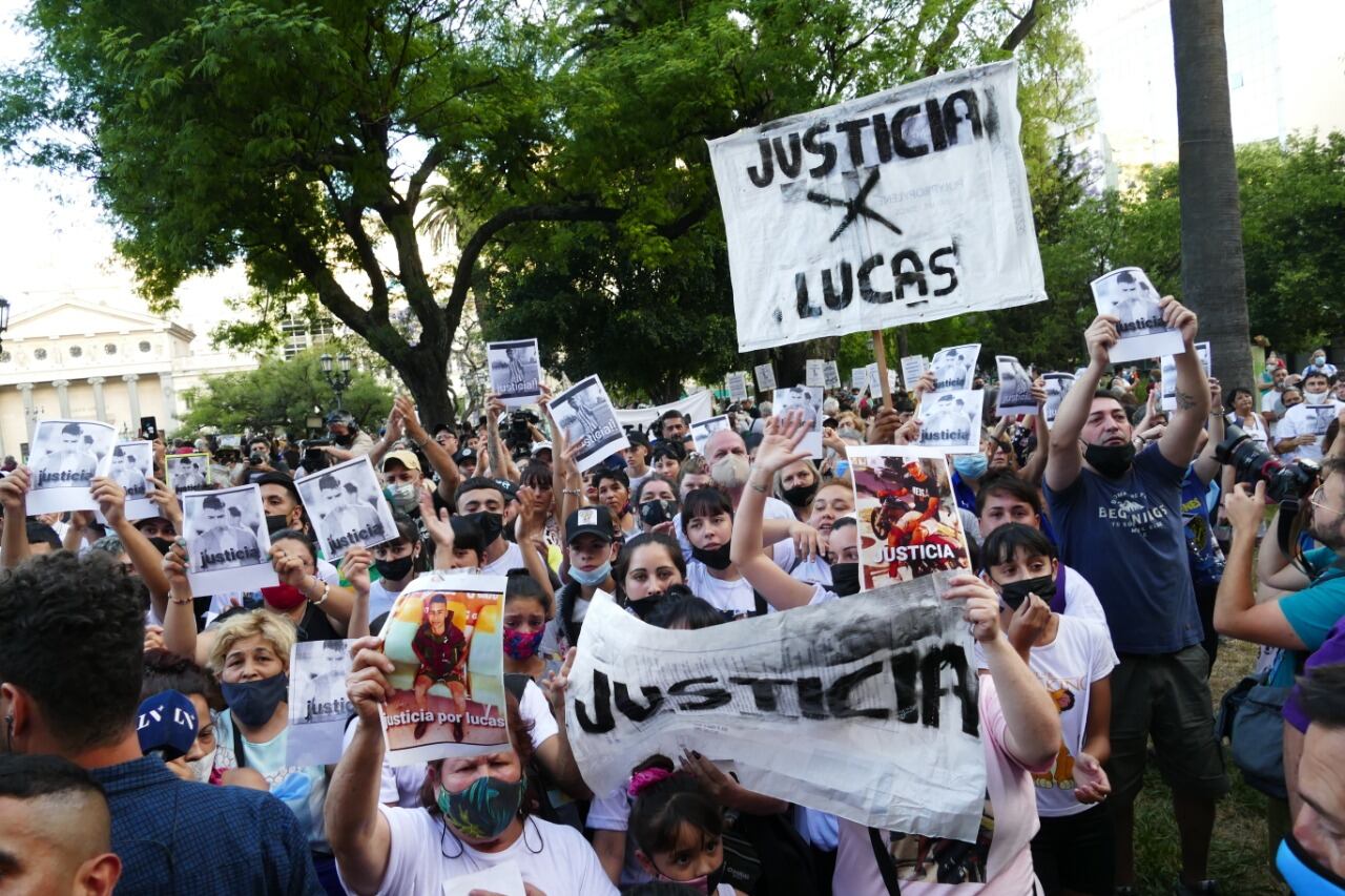 Realizaron una marcha para pedir justicia por Lucas González