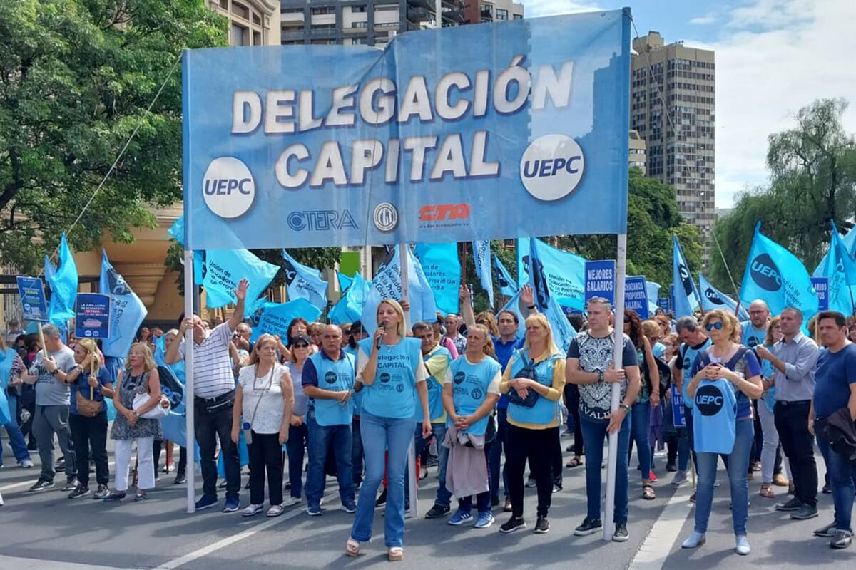 Tras los descuentos por los días de paro, Uepc y el Gobierno de Córdoba tendrán una nueva negociación