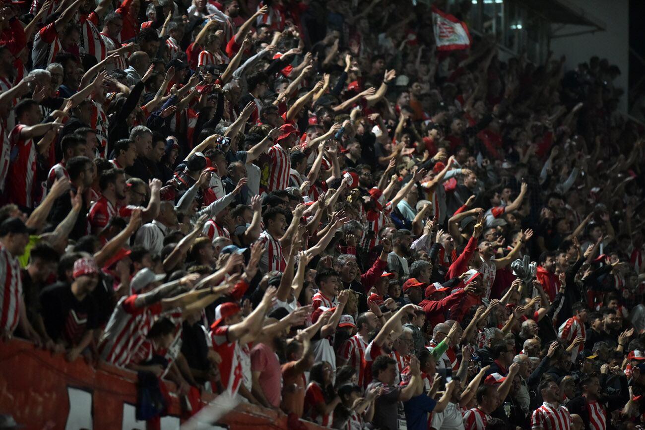 Instituto le ganó en Alta Córdoba a Defensores de Belgrano, y clasificó a la final del Reducido.  (Facundo Luque / La Voz)