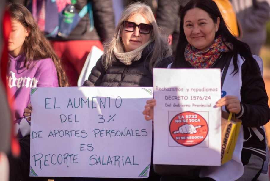 Docentes entrerrianos se manifestaron en la calle en otro día de paro.