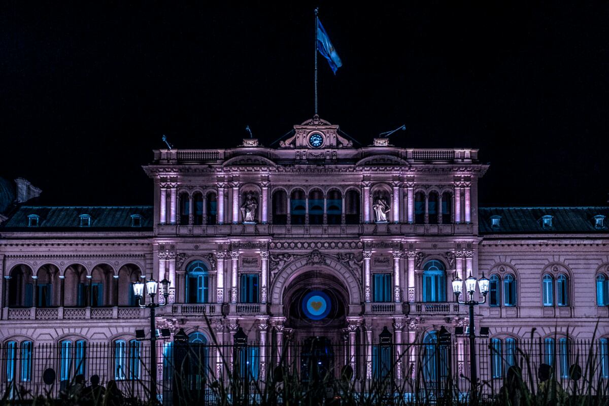 El Gobierno desarrolló un fuerte operativo de seguridad en Casa Rosada por una amenaza de bomba