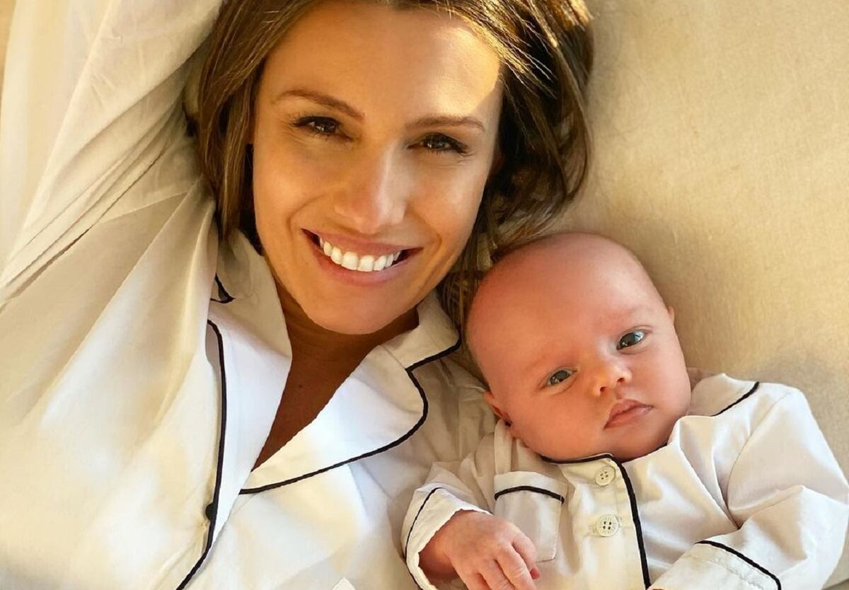 Pampita enterneció a todos con las fotos de su hijita Ana disfrazada para Halloween