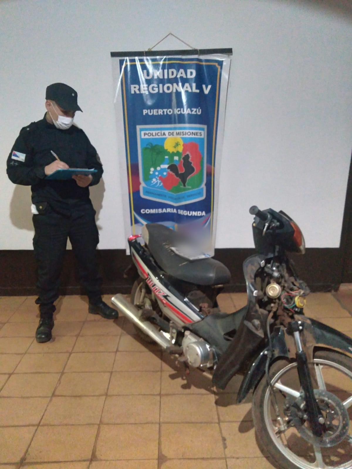 Recuperan una motocicleta robada en Puerto Iguazú.