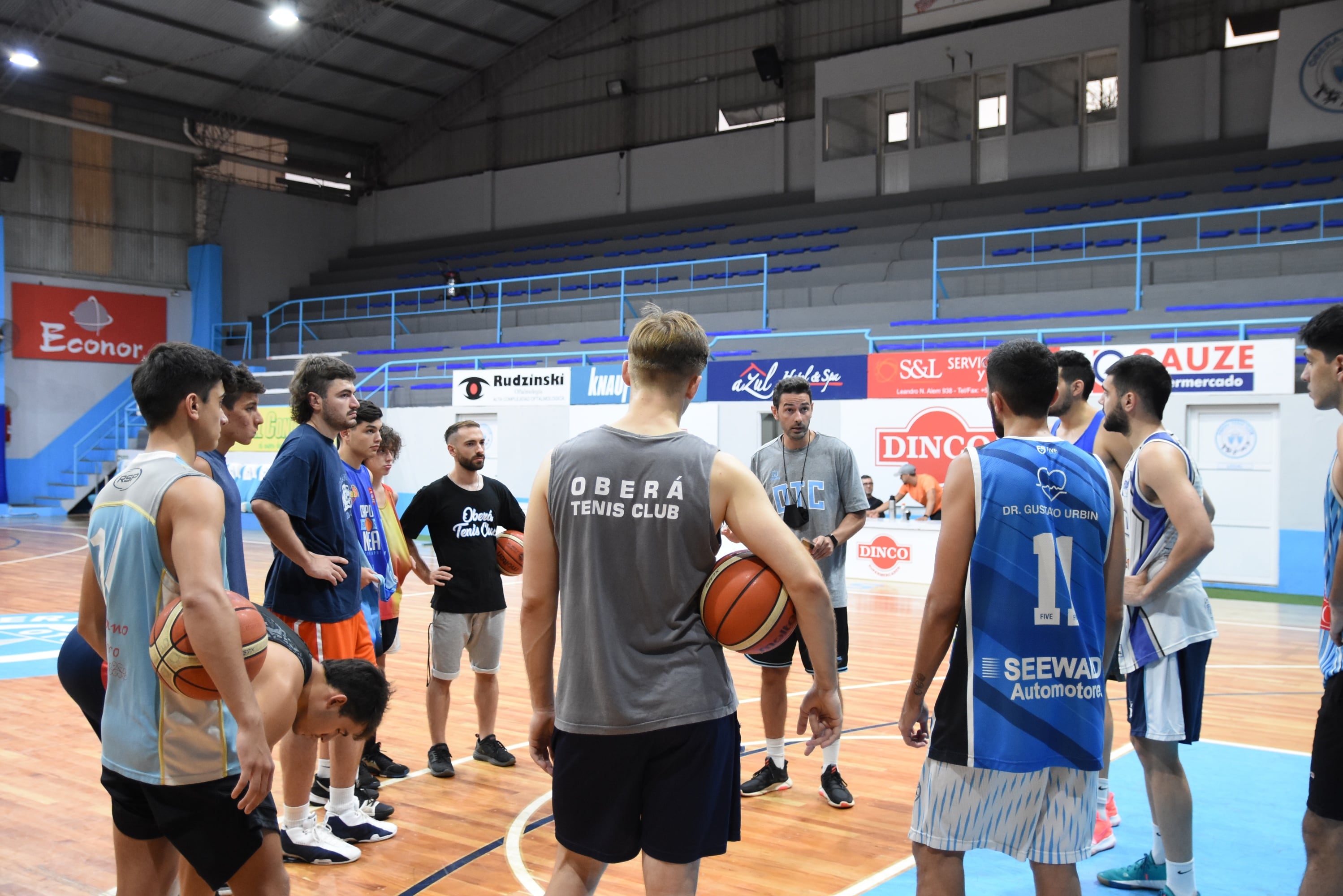 Torneo Federal de Básquet: hoy desde las 21:30 OTC enfrenta a Regatas