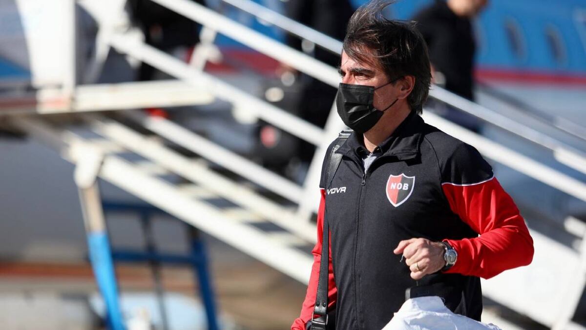 Dolor de cabeza para Newell’s: Javier Sanguinetti presentó su renuncia