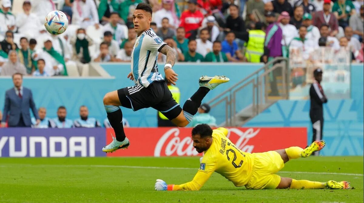 Mundial de Qatar 2022: la imagen que sembró dudas en uno de los goles anulados y la polémica en las redes