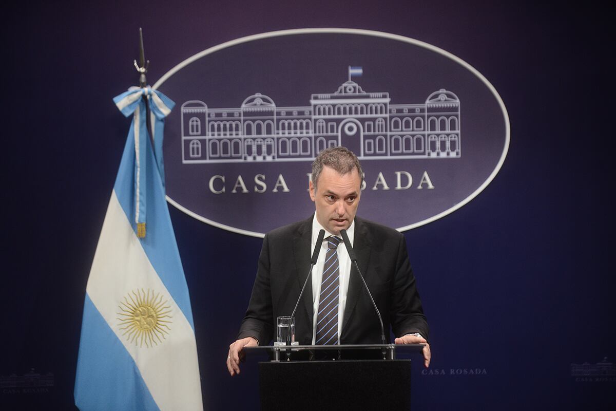El Gobierno abrirá las importaciones de alimentos para “normalizar los precios”