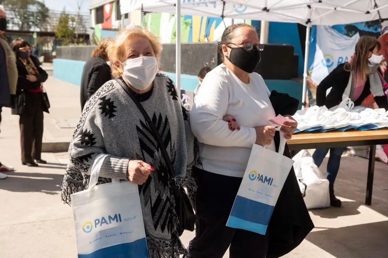 Los jubilados que perciban la mínima tendrán un aumento del 15,6%.