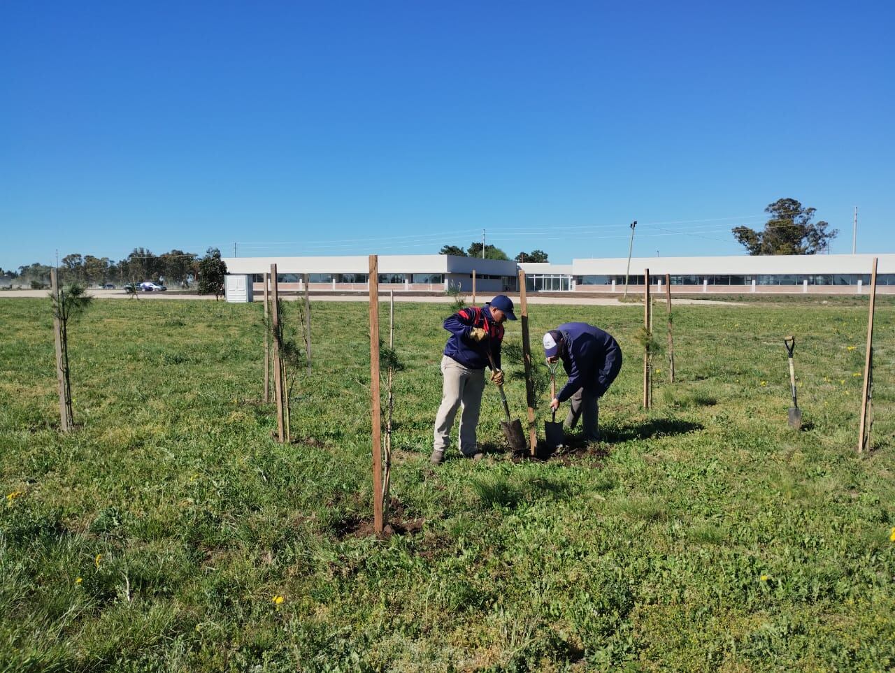 Escuela Agropecuaria y Jardín 912 visitaron la Planta de Residuos