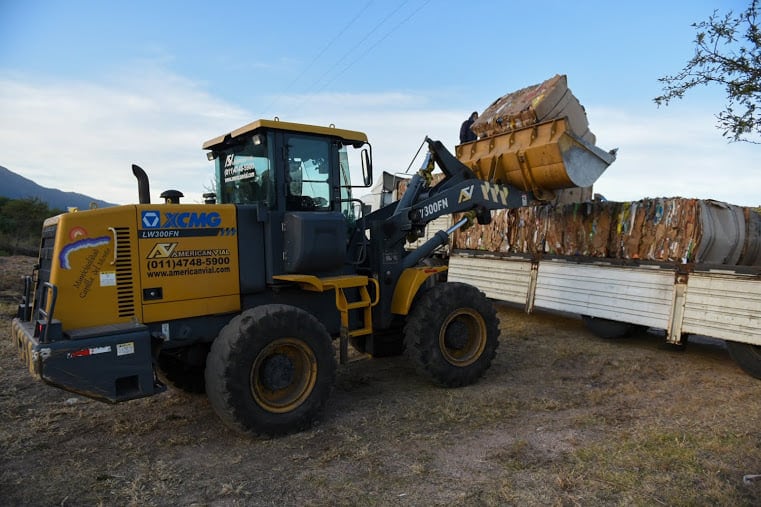 Unos 12 mil kilos de cartón, compactado y listo para ser entregado.