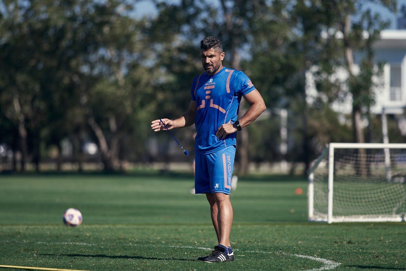 Javier Gandolfi, ante la seguidilla de partidos en la Liga Profesional. ¿Habrá rotación en Talleres? (Foto: Talleres)