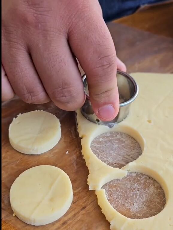 El truco definitivo para preparar los mejores alfajores de maicena