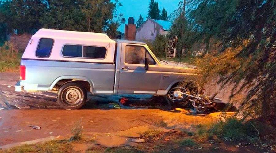 El choque ocurrió en la esquina de las calles Uspallata y Moreno, en Toay 