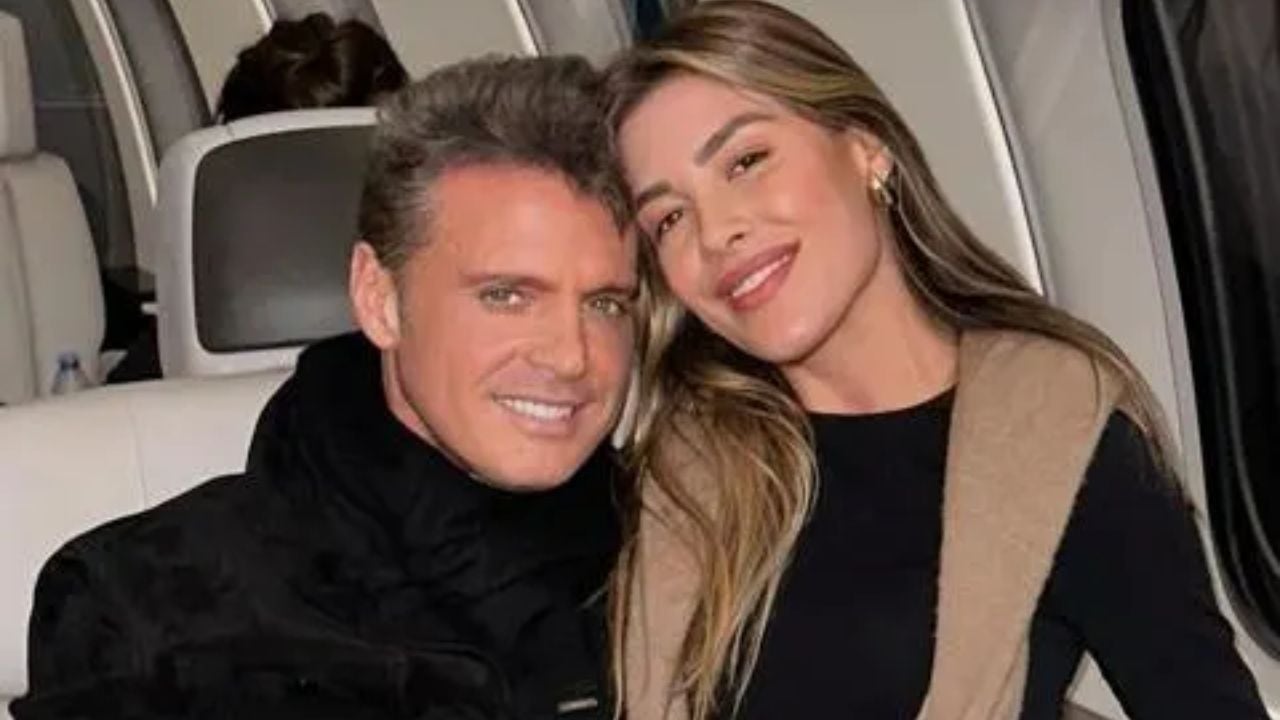 La foto que publicó Michelle Salas con su padre después de michos años.