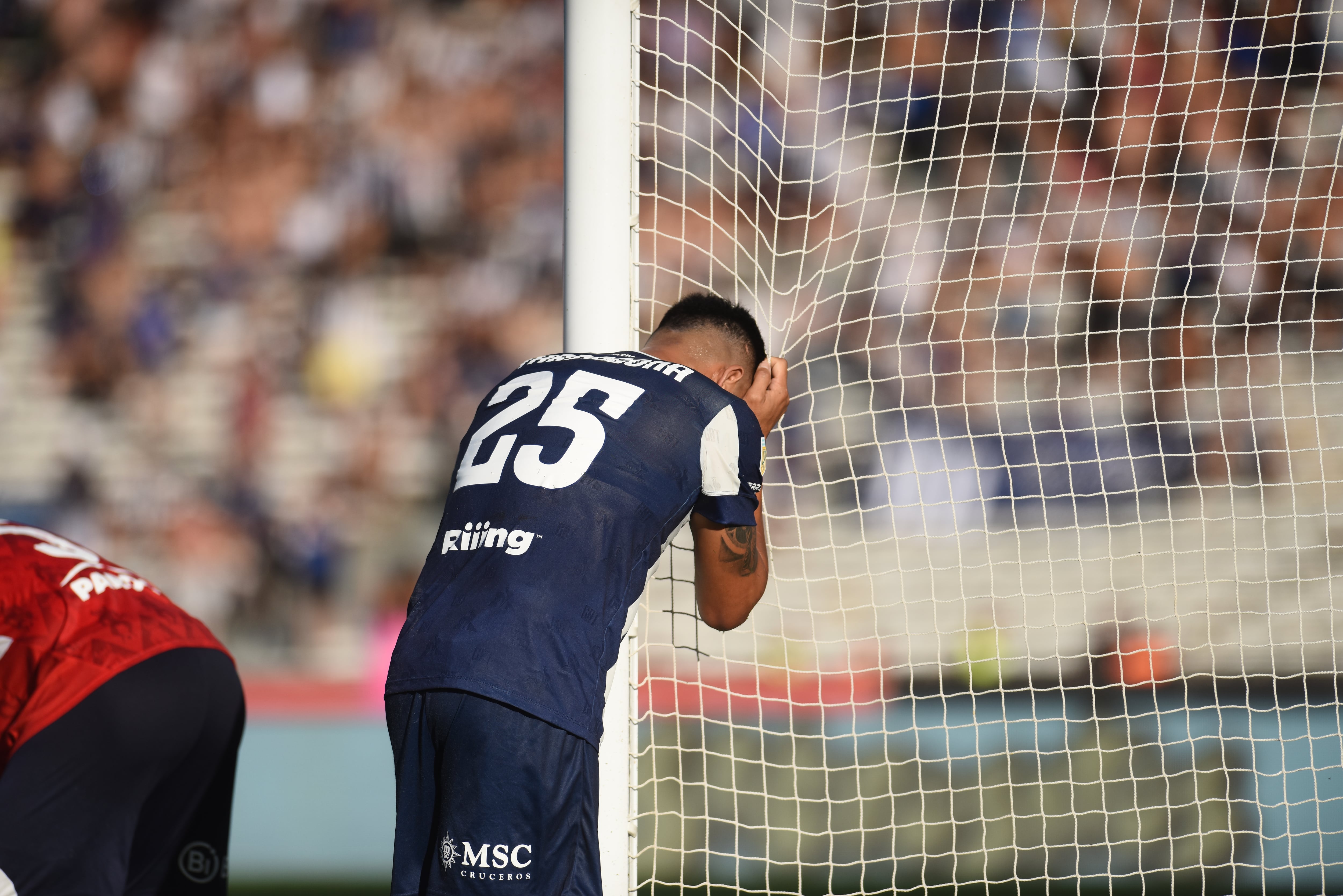 Partido por la Liga Profesional Talleres vs Independiente en el Estadio Kempes. Foto Javier Ferreyra