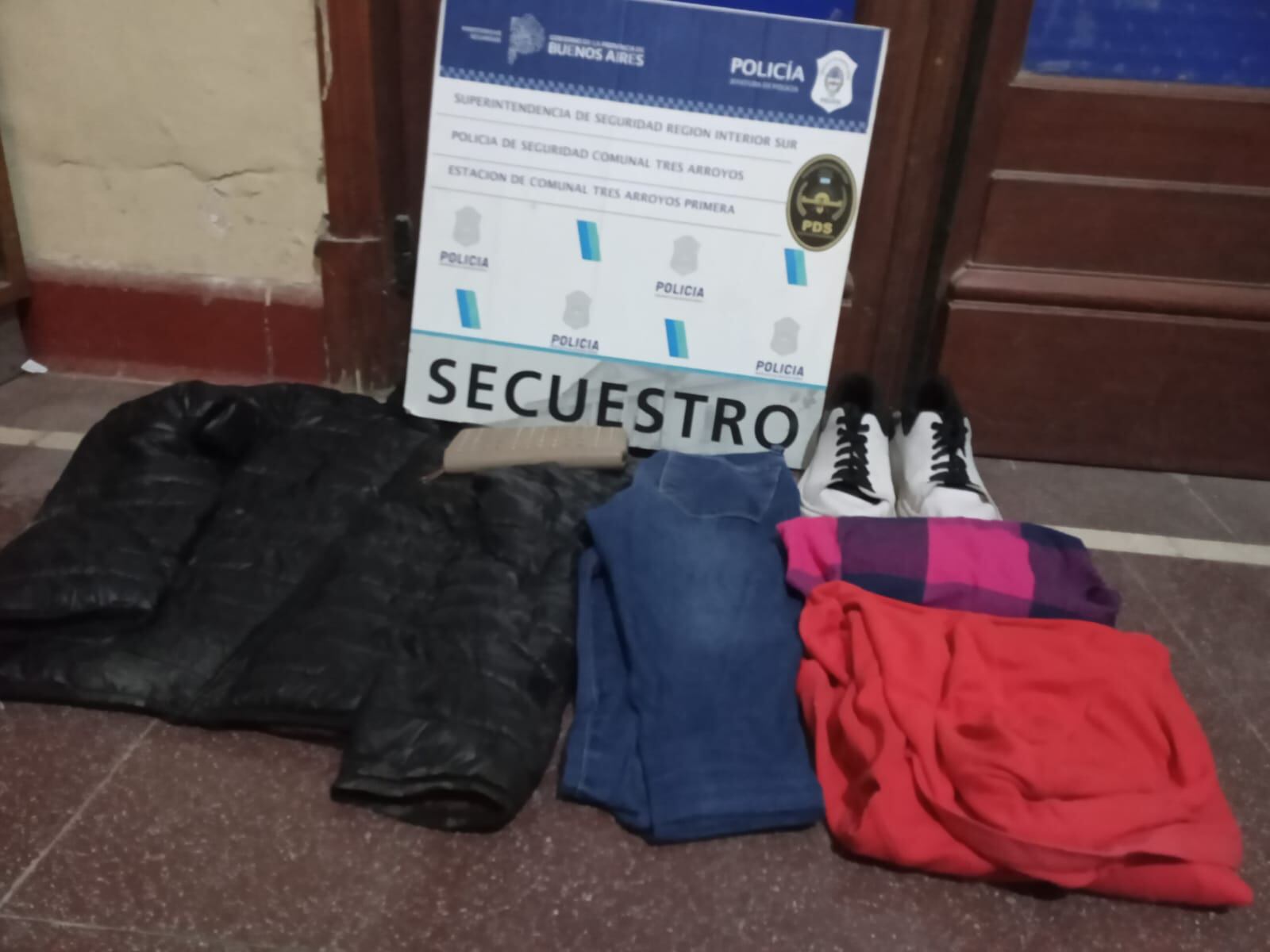 Tres Arroyos, aprehendieron a dos menores y un mayor por un robo a la Panadería Mio Figlio