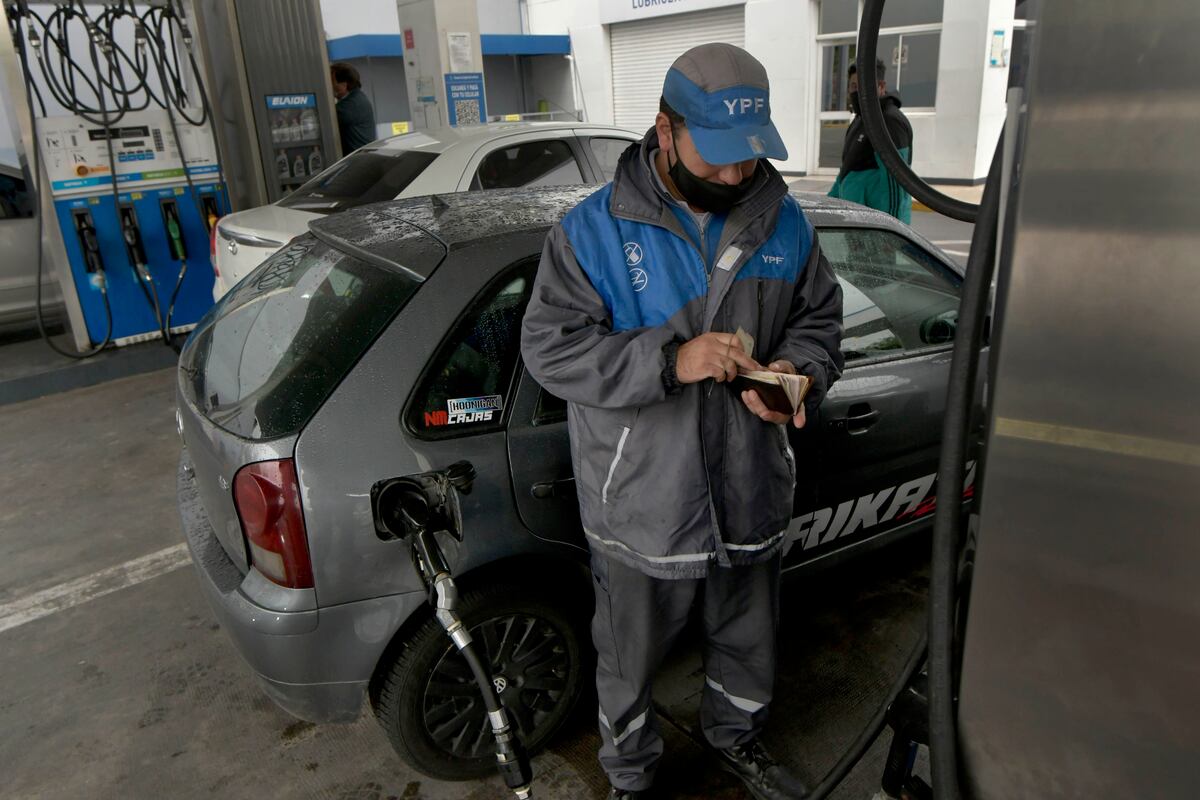 Aumentaron los combustibles de YPF y estos son los precios en Mendoza