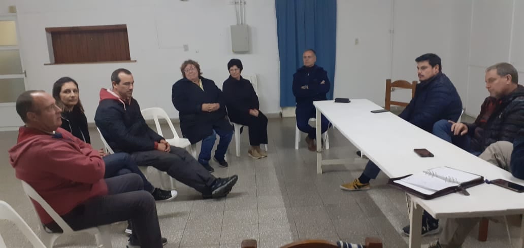 Tres Arroyos: Reunión del MV Renovación con la Junta  Vecinal del Barrio Benito Machado