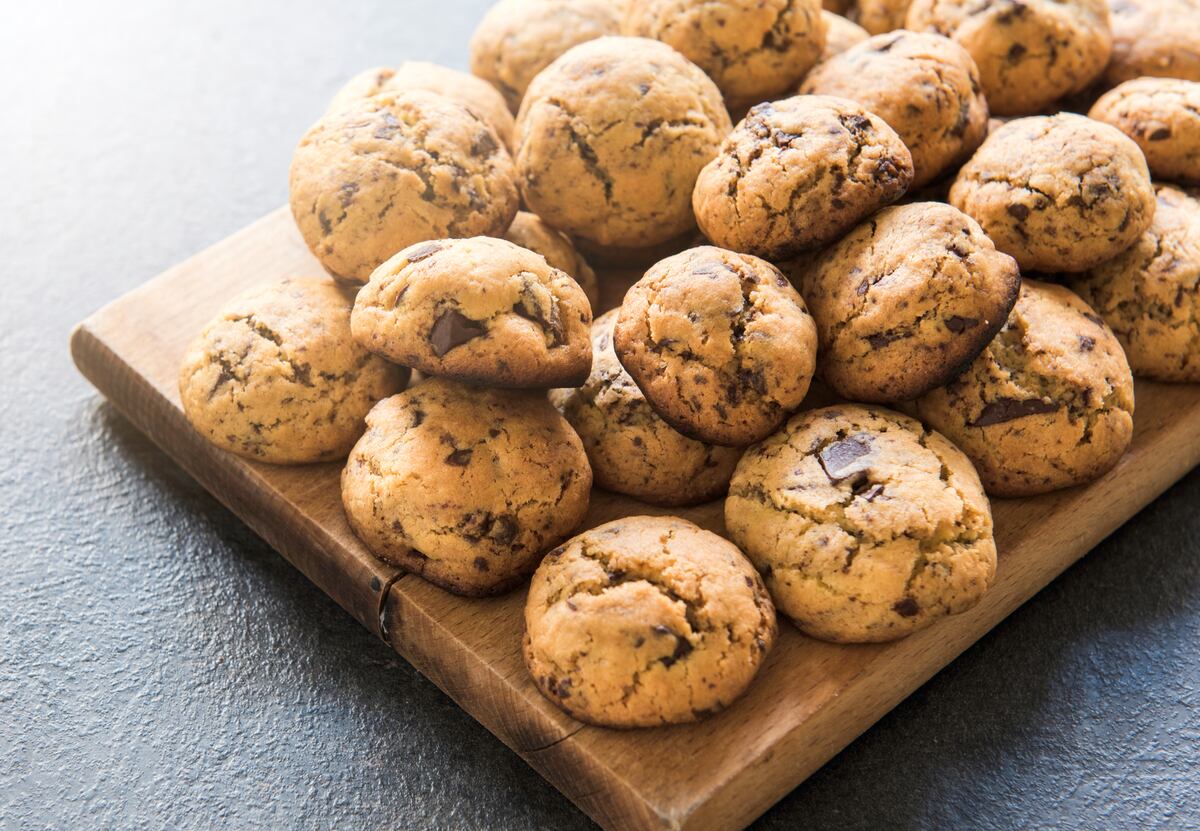 En simples pasos: cómo hacer mini cookies ideales para emprender o disfrutar en la merienda