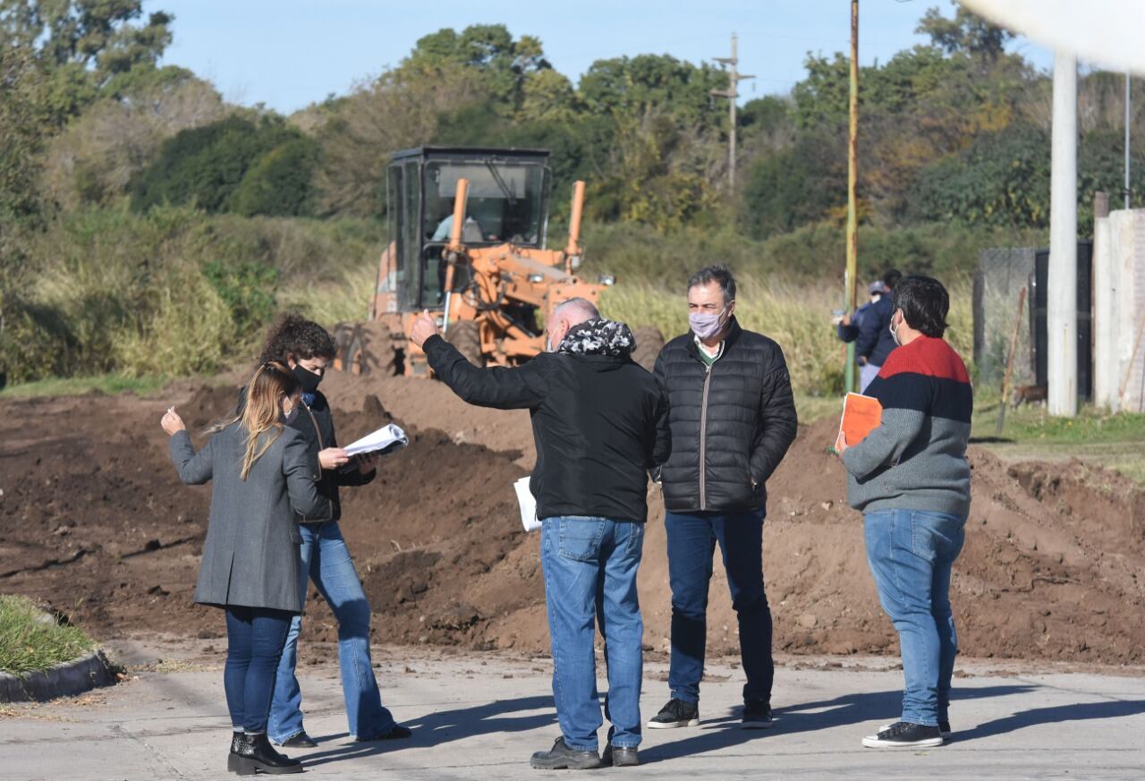 Plan de 130 cuadras de pavimento en el barrio Villa del Parque