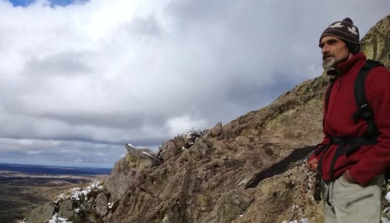 Sergio Ratto, un guía turistico y escultor que conoce las sierras de San Luis como ninguno. 