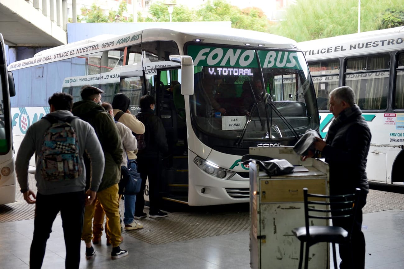 Transporte Interurbano. En diciembre aumentaría el boleto (Nicolás Bravo / La Voz)