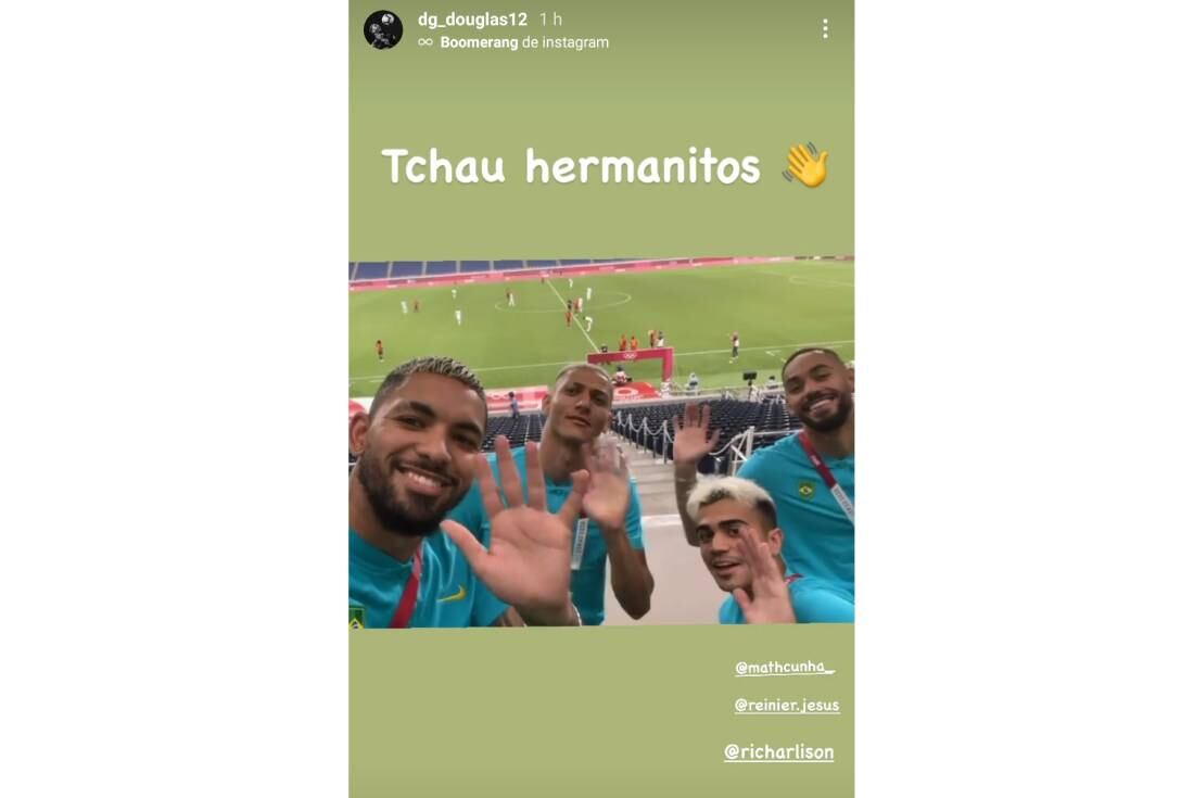 Douglas Luiz, Reinier Jesus, Richarlison y Matheus Cunha celebrando la eliminación argentina.