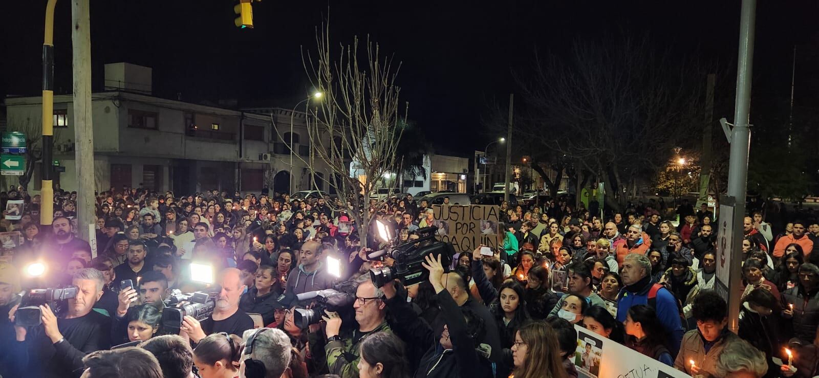 Marcha por Joaquín en Laboulaye. (Jonathan Altamira / Play FM 102.9))