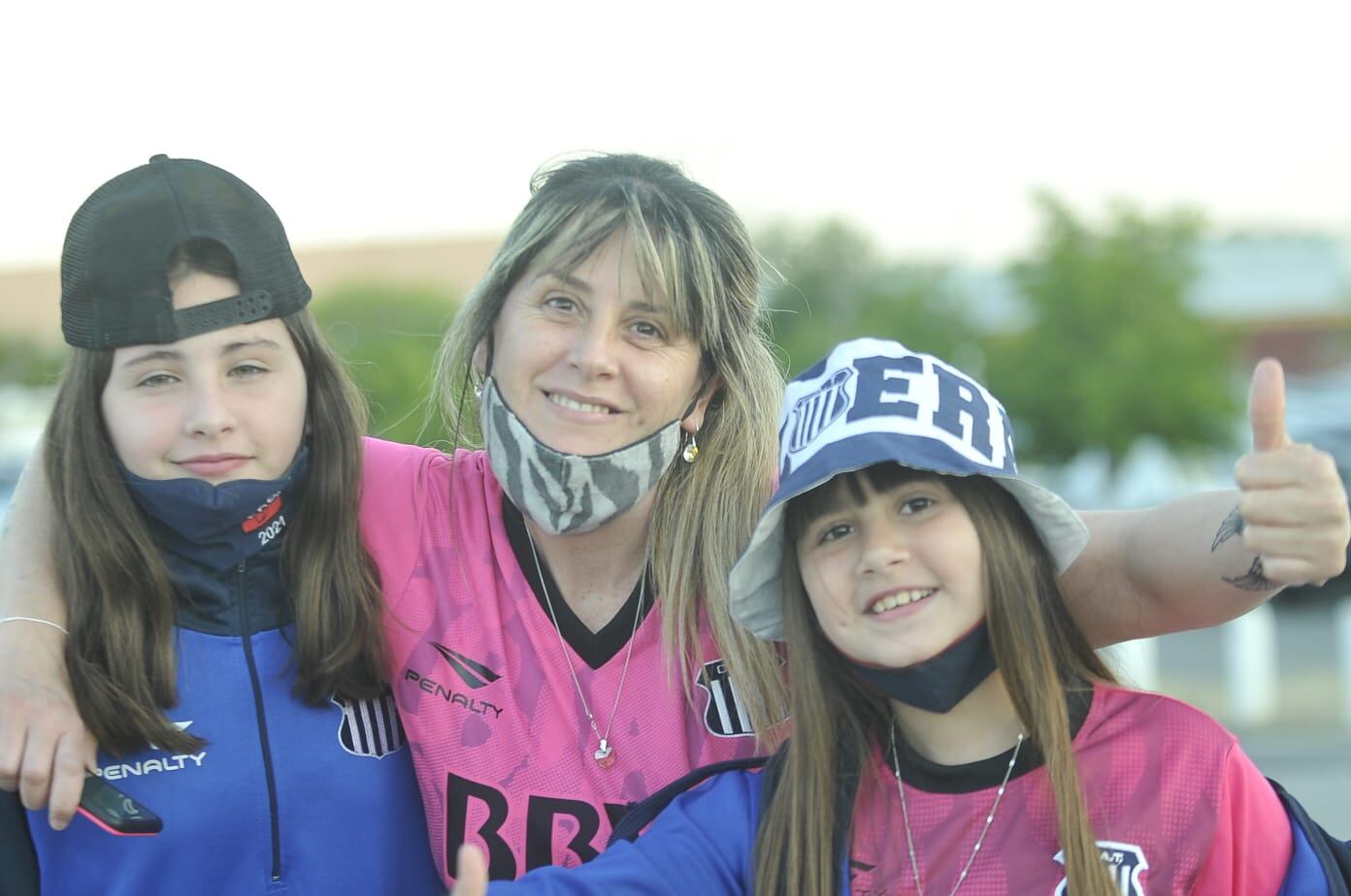 Las Matadoras también dijeron presente. Todos y todas con Talleres (Foto: Javier Ferreyra).