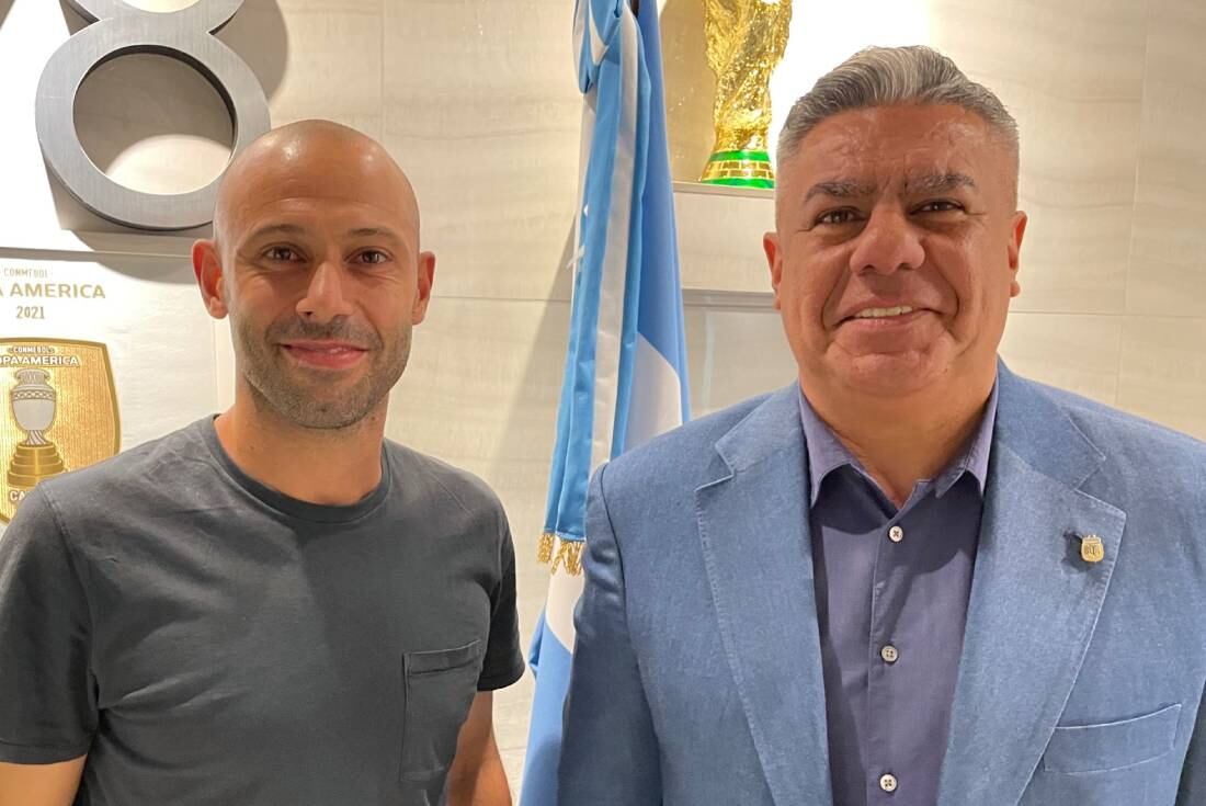 Mascherano y Tapia. Foto: AFA