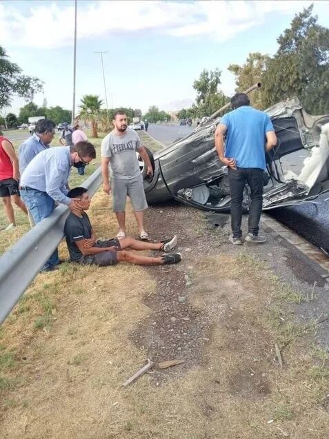 El conductor no presentó heridas de gravedad. Se especula con que se quedó dormido.