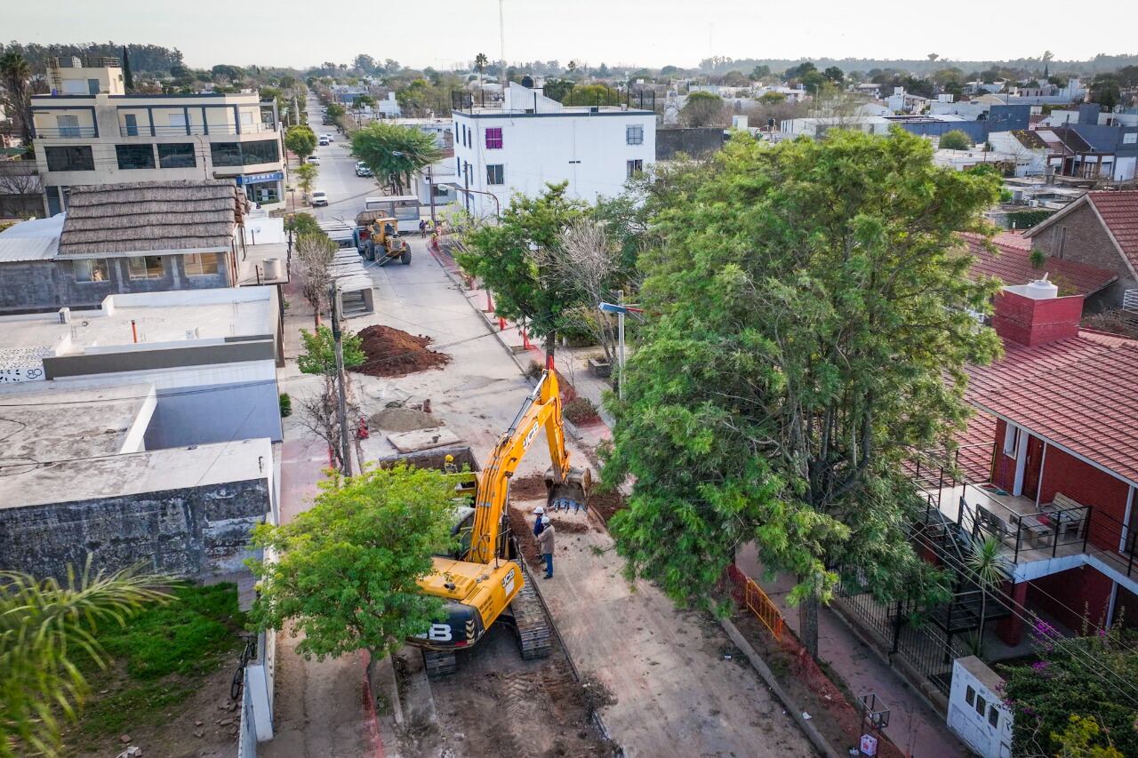 Obra desagües Calle Mitre Arroyito