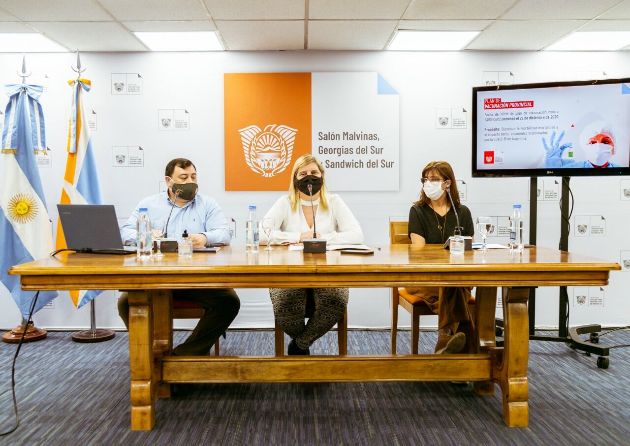 “Un ciudadano responsable debe ser barrera en la transmisión del virus y no facilitador” destacó la titular de la cartera sanitaria.