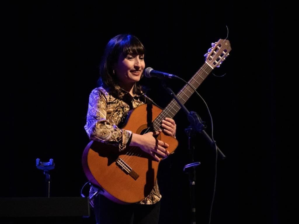 La artista se presentó en la sala Niní Marshall.