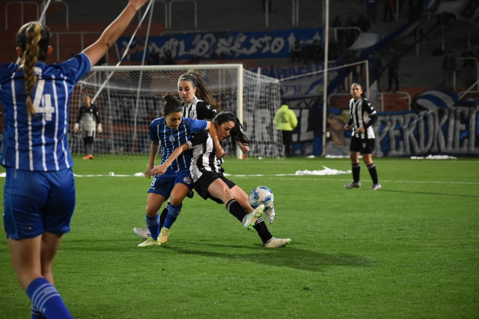 Ganó Gimnasia la final de la Copa de Oro, del torneo de la Liga Mendocina de fútbol femenino.