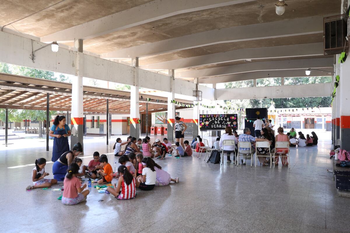 La Kermés de las Infancias" recorre las escuelas de la provincia