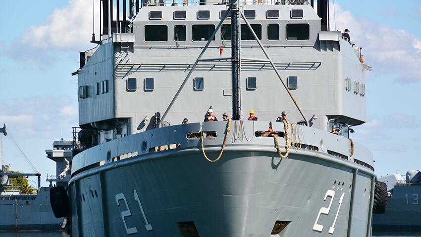 El aviso ARA “Puerto Argentino” arribó a Puerto Belgrano