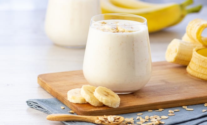 Batido de avena y frutas
