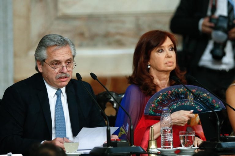 El presidente argentino, Alberto Fernández, y la vicepresidente Cristina Fernández en la inauguración de las sesiones ordinarias en el Congreso el 1° de marzo (Foto: EFE/ Juan Ignacio Roncoroni)