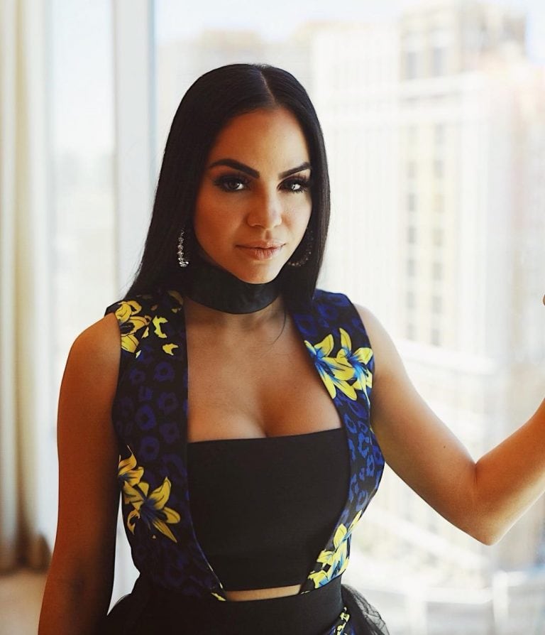 (Instagram: @nattinatasha)