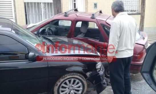 Siniestro vial en Almirante Diaz al 15 de San Nicolás. (El Informante)